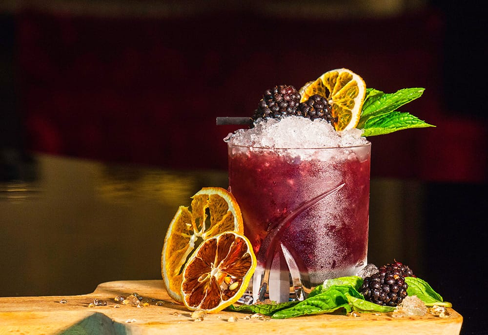 Tritaghiaccio - 5 kg/min - incl. contenitore di stoccaggio da 5 kg Hoshizaki Ice crusher C-105